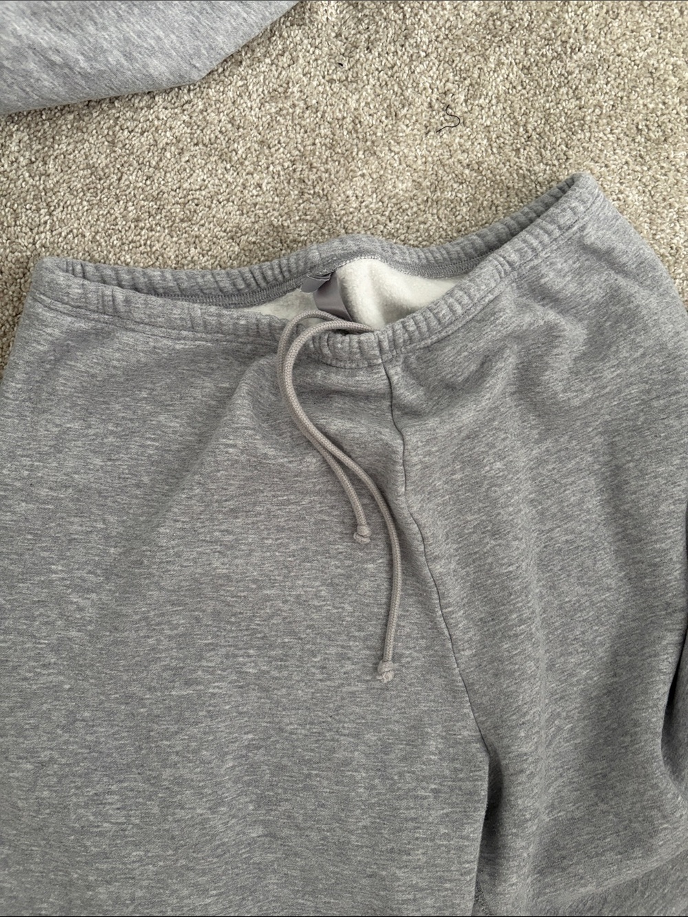 SKIMS Gray Hoodie & Jogger Set - Cozy Loungewear - Picture 2 of 5